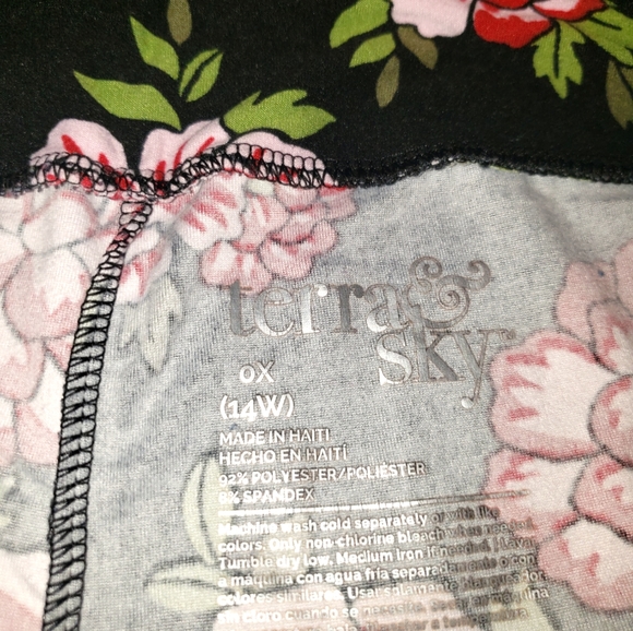 NEW Terra & Sky Leggings - Picture 5 of 5